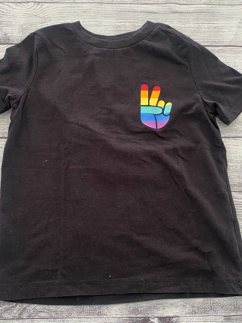 Old Navy Pride Love Family Black Rainbow Black T-Shirt Peace Small